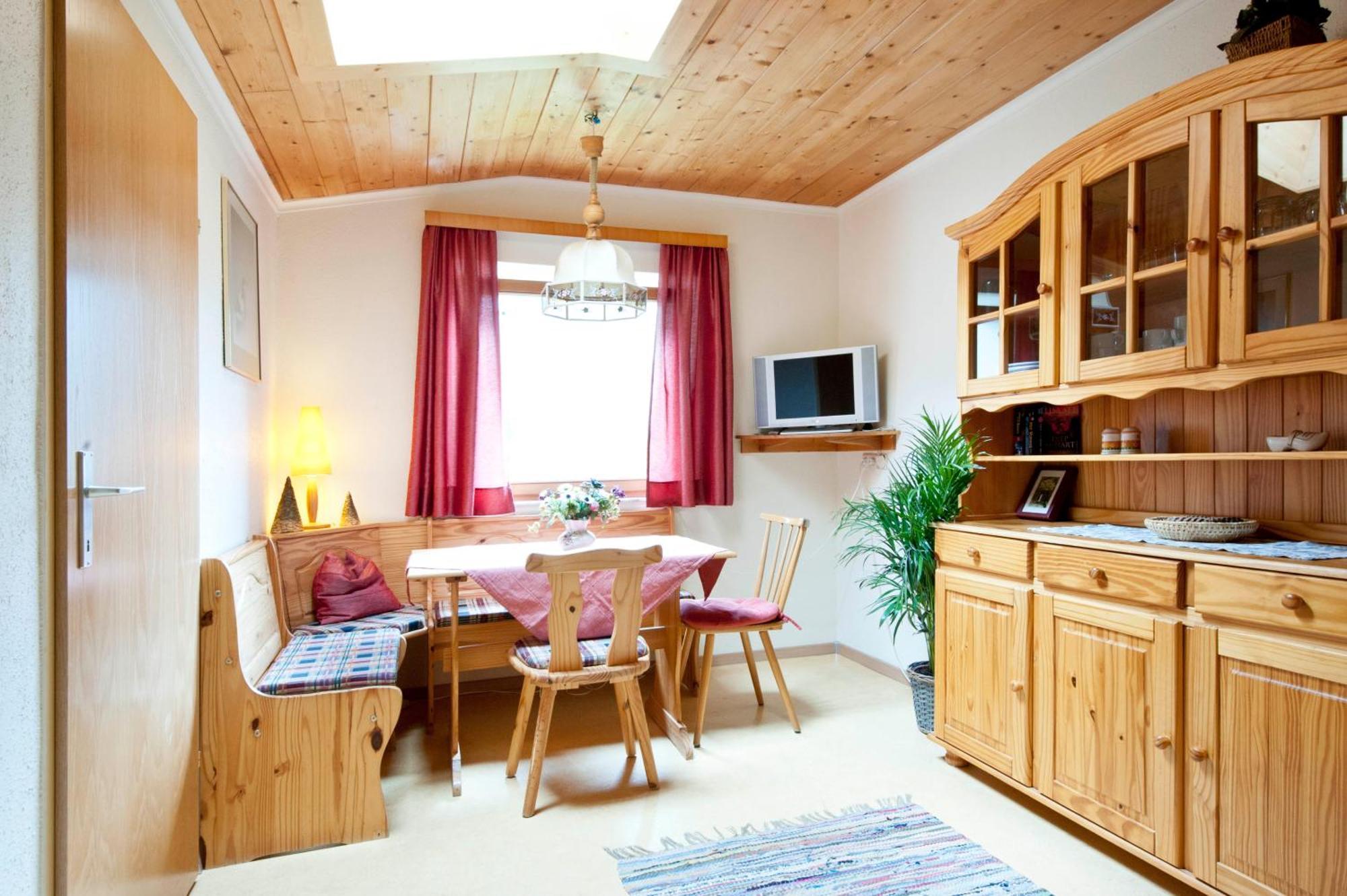 Sportland Inn Unterpeischlach Экстерьер фото