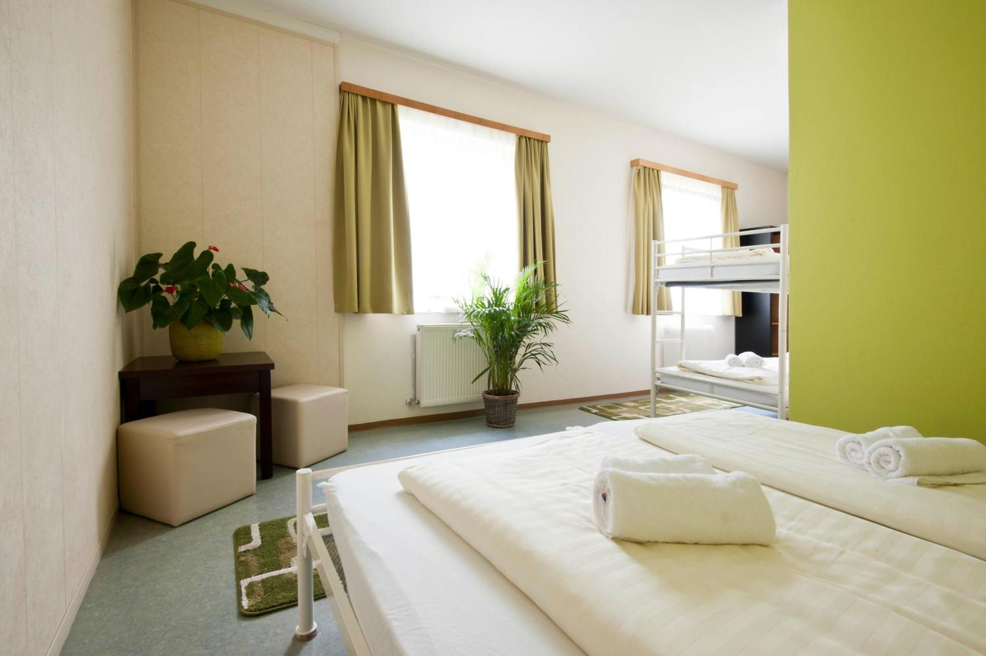 Sportland Inn Unterpeischlach Экстерьер фото